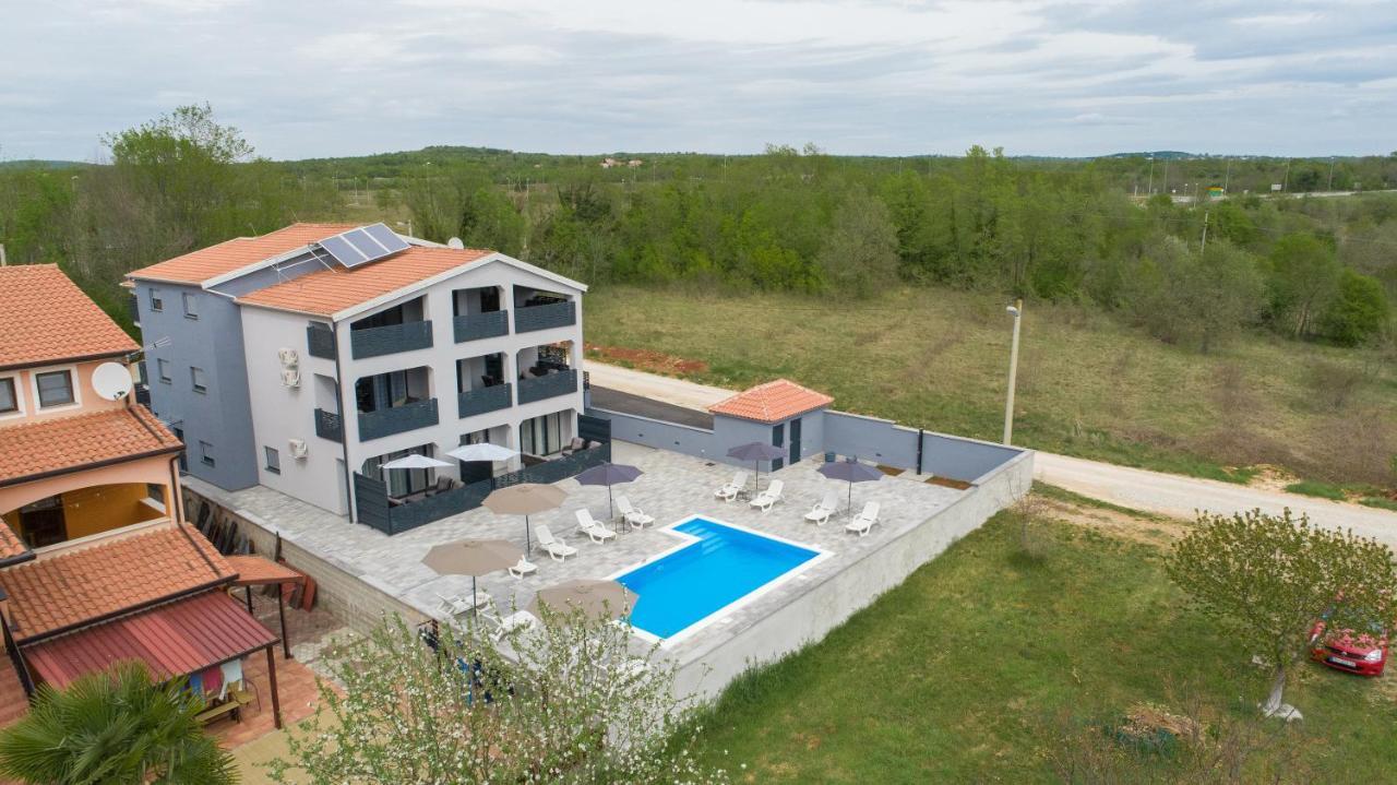 Apartmani Natalija Poreč Zewnętrze zdjęcie