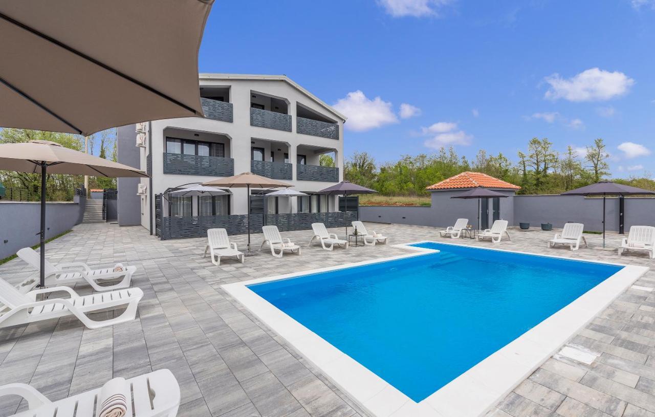 Apartmani Natalija Poreč Zewnętrze zdjęcie