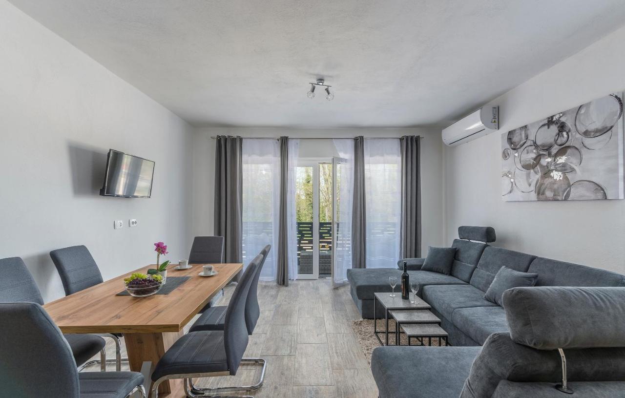 Apartmani Natalija Poreč Zewnętrze zdjęcie