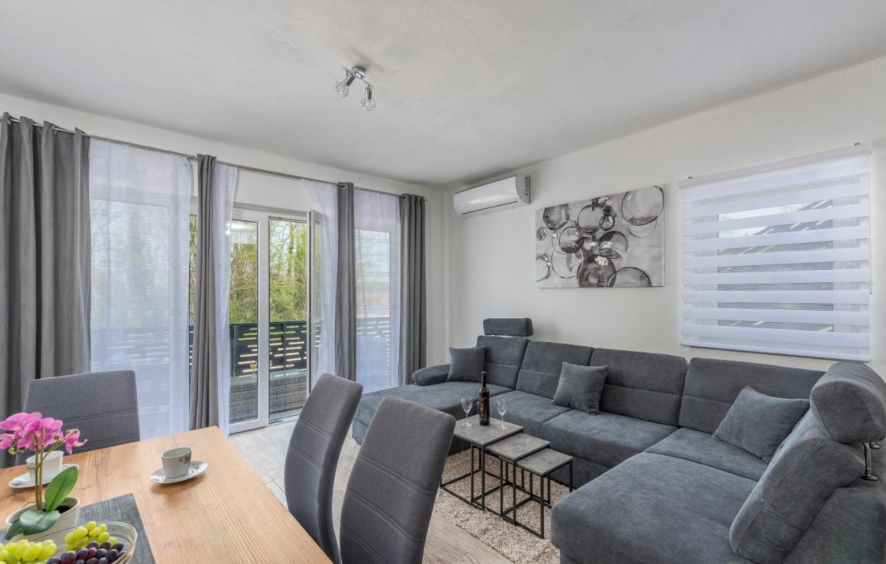 Apartmani Natalija Poreč Zewnętrze zdjęcie