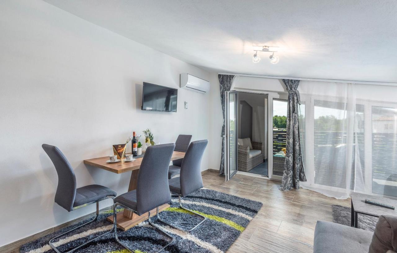 Apartmani Natalija Poreč Pokój zdjęcie